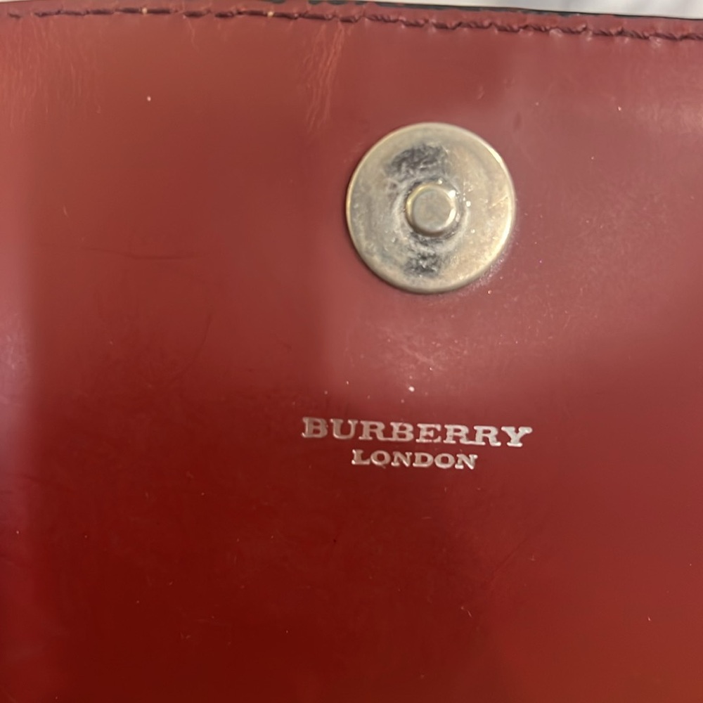 Burberry classic nova Tan and Brown Checkered Bag - Picture 8 of 16
